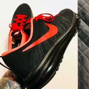 Nike Flynit Airmax Id